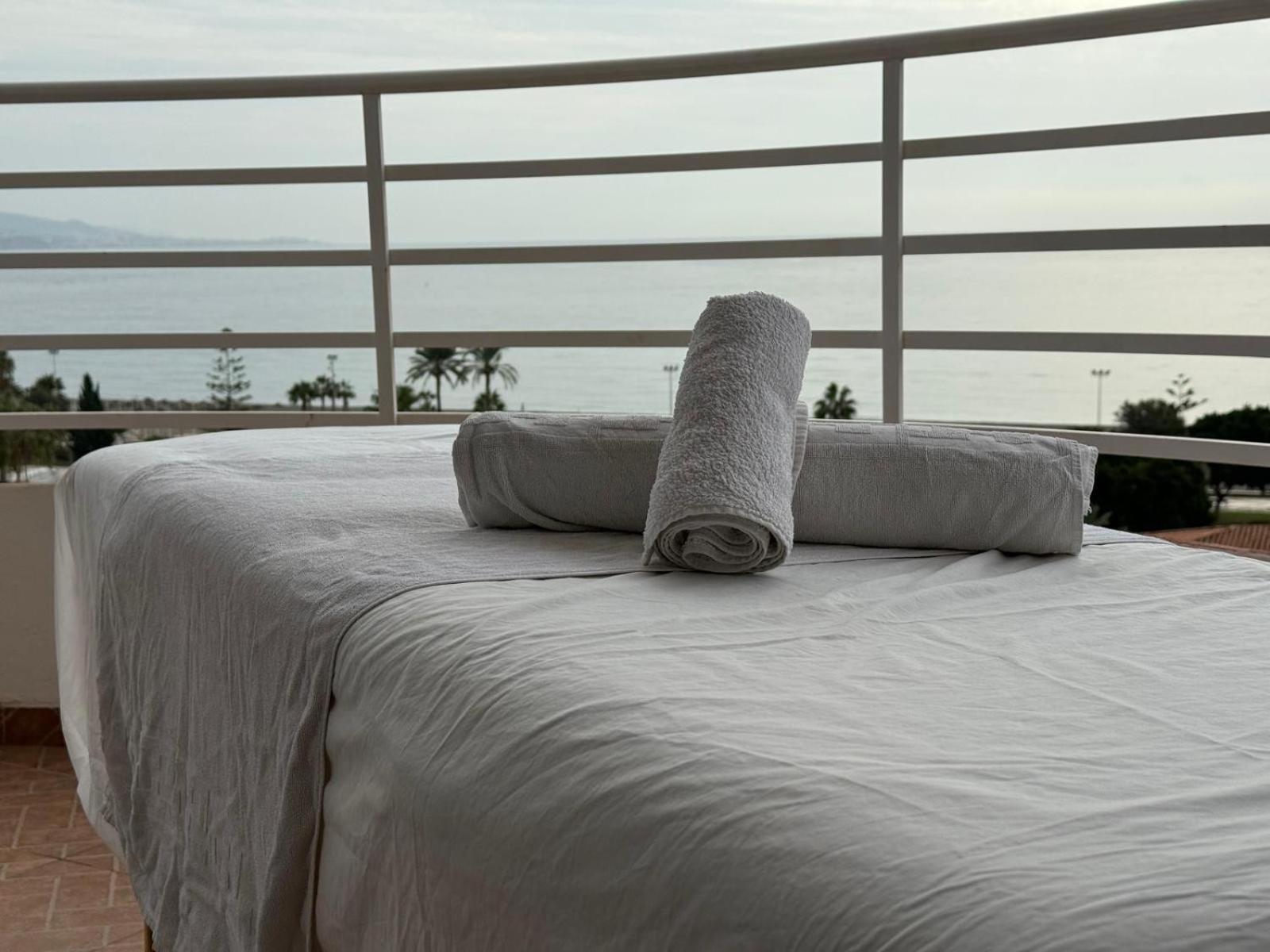 A&N Seaport 2A Apartment Caleta De Velez Ngoại thất bức ảnh